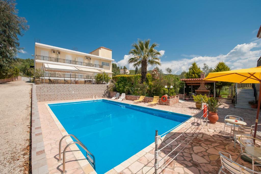 Athina Hotel Kréstena Esterno foto
