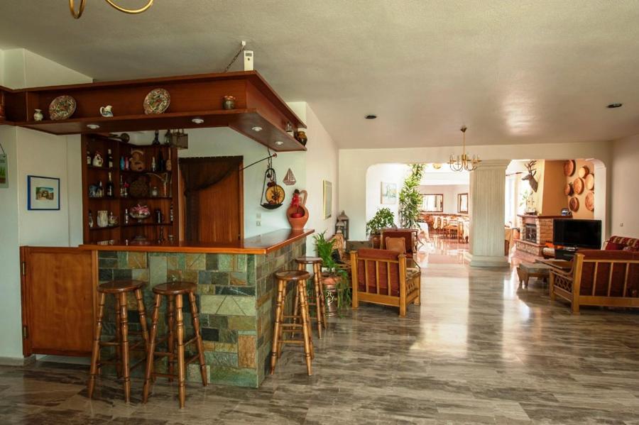 Athina Hotel Kréstena Esterno foto